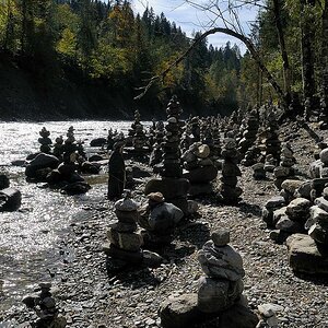 comp DSC 1326 bearbeitet

Steinmänner im Tal der Breitach, kurz vor Riezlern