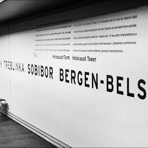 13 Zugang Holocaust Tower - Jüdisches Museum Berlin 09-2012