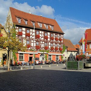 comp DSC 1427 bearbeitet ShiftN

Marktplatz Volkach