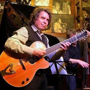 Howard Alden