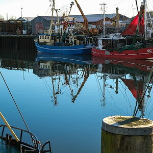 2012 11 30 092127 - Hafen Büsum - 
1/140s - f 5.6 - ISO 200 - FUJIFILM XF18-55mm F2.8-4 R LM OIS @32.9 (äqu. 49) mm