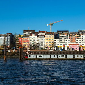 2012 11 30 133402 - Hafenrundfahrt Hamburg - 
1/280s - f 11.0 - ISO 200 - FUJIFILM XF18-55mm F2.8-4 R LM OIS @40,7 (äqu. 61) mm