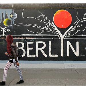 Berlin 25.09.2012 - East Side Gallery - Berlin