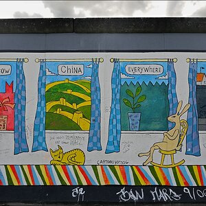 Berlin 25.09.2012 - East Side Gallery - Berlin and everywhere