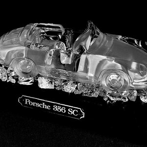Porsche in S/W