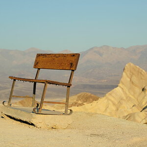 Bank im Death Valley