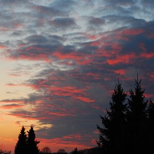 Märzleuchten (2)

Der Abendhimmel im März