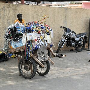 "Media Markt" in Lomé 7625