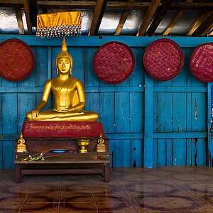 luang prabang temple hall