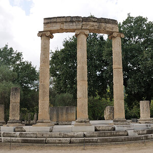 Olympia, Philippeion
