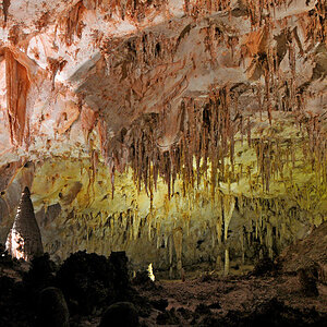 HED3405Caverns6