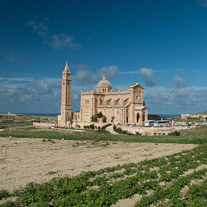 Basilika ta'Pinu