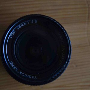 Abb. 6 Das Yashica Objektiv von vorne (mit UV-Filter)