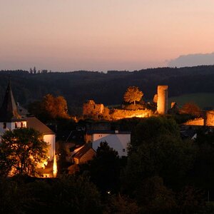 IIKronenburg Burgansichten am Abend IV 20