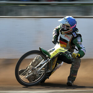 13 Speedway Pocking