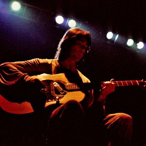 Genesis 1976 " A Trick Of The Tail" Tour -Konzert in Düsseldorf. Steve Hackett.