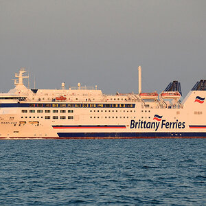 Guernsey   Fähre im Abendlicht 14914988001 c1889d27ee o