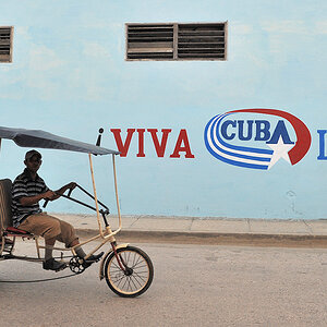 Fahrradtaxi in Baracoa
Viva Cubra Libre
0511a