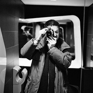 Nikon FM3A, Ultron 40 mm SL II, 400 ASA s/w