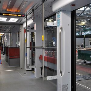 web F Variobahn innen