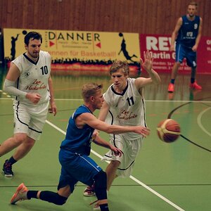 tobi defense (Andere)