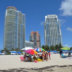 DS3 0369 139

Miami Beach