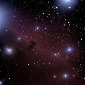 IC 434 - Pferdekopfnebel im Orion vom 12.02.2015
14 x 300 Sekunden bei ISO 400, Nikon D3200 und Newton 1000 mm bei f/5