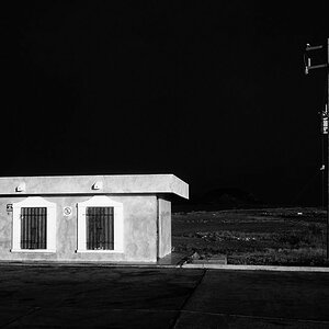 Tankstelle 1