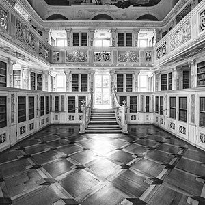 Schloß Leiningen 
Bibliothek
Amorbach