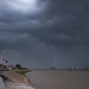Phnom Phen102