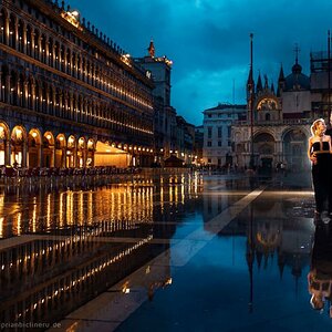 Piazza SanMarco, am Abend in Venedig Italien