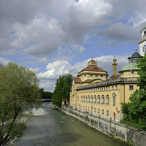 DSC0348 00002

Isar Blick von der Ludwigsbrücke