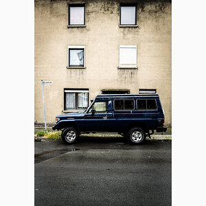 L1000943