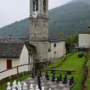 Turm schlägt Bauer