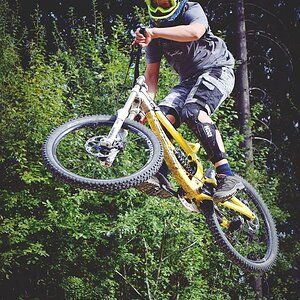 151003 DSC 9898 bPS cut L1024