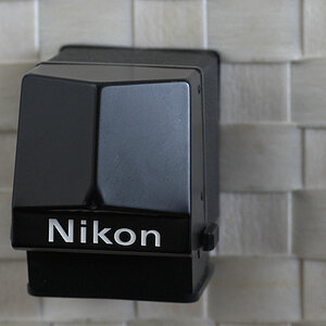 Nikon DA-2 
(Sportsucher f. F3)
