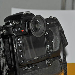 D300 + DK-17M (7007028x)