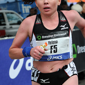 Yelena Nurgaleva, Platz 5 in 02:36:01