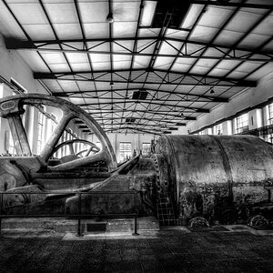 Kokerei Hansa 2009 - Maschinenhalle - Gaskompressoren