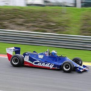 46 TYRRELL 009 (3) 01