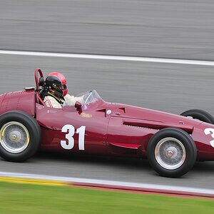 31 MASERATI 250F 2501/2523 1954