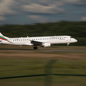 Embraer ERJ-190STD in Frankfurt