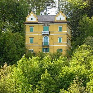 Hellbrunn Monatsschloessl 3