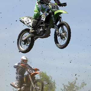 NF F 11 20090517 135910 Motocross Flughafen