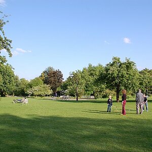 BritzerGarten, 18mm, mit SIGMA DC 3,5-6,3 18-200mm