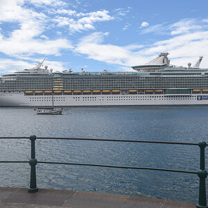 Independence of the Seas 01