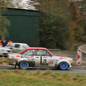 20 Ford
Escort RS 2000