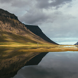 Kleine Bergkette nahe Ísafjörður in den Westfjorden (September 2016)
