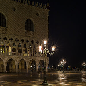 Palazzo Ducale nachts