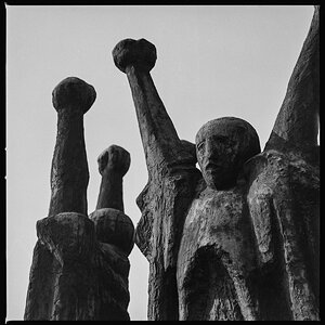 Mauthausen: Ungarisches Mahnmal (Detail)